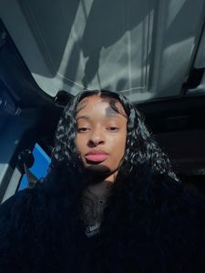 Instagram post by @__therealnia