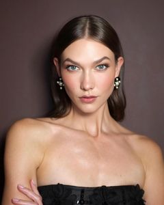 Instagram post by @salvadorgonzalezmakeup