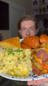 Instagram post by @stfumatthew