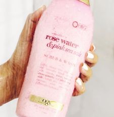 Instagram post by @misspettigrewreview