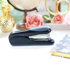 Instagram post by @misspettigrewreview