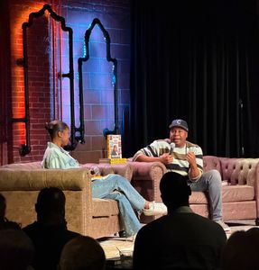 Instagram post by @_completelybooked