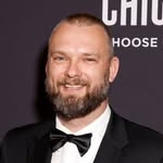 @curlyhandshake Instagram Profile