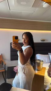 Instagram post by @desireeelisha