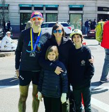 Instagram post by @runninginthefamily