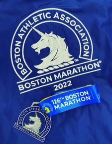 Instagram post by @runninginthefamily