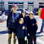 @runninginthefamily Instagram Profile