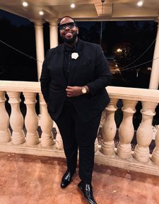 Instagram post by @medronn