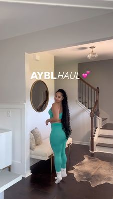 Instagram post by @synahia