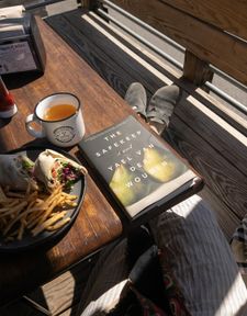 Instagram post by @gabllewellyn