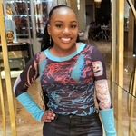 @ninz_bella Instagram Profile