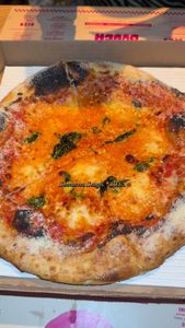 Instagram post by @theposhlife_