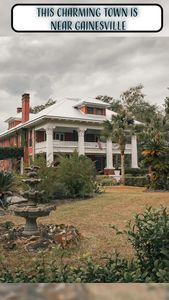 Instagram post by @theglobalwanderess