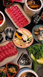 Instagram post by @lifewitheunie