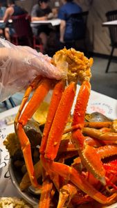 Instagram post by @lifewitheunie