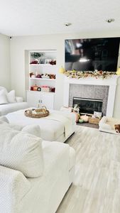 Instagram post by @itsmoniquesworld