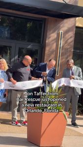 Instagram post by @fastpass_shopping