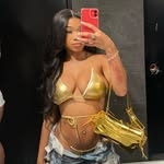 @_.b0mb_ Instagram Profile