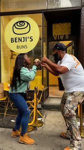 Instagram post by @thecoupleshour