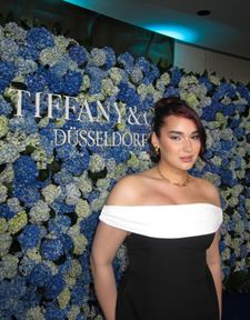 Instagram post by @alexmariahpeter