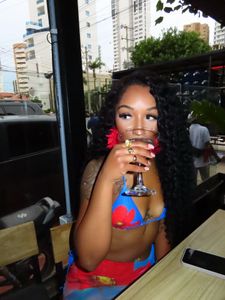 Instagram post by @cec_marie95