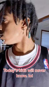 Instagram post by @de.marlo