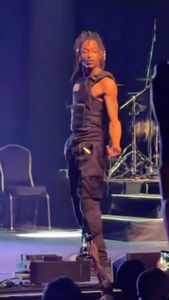 Instagram post by @de.marlo