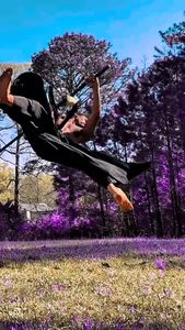 Instagram post by @de.marlo