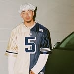 @l.zeming Instagram Profile