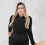 @hola_nattalia Instagram Profile