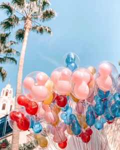 Instagram post by @sarahxtops