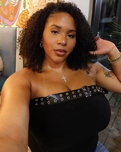 Instagram post by @lo.logan