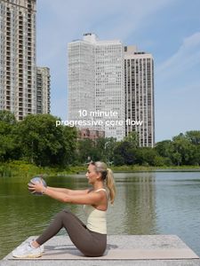 Instagram post by @olivia.santelli