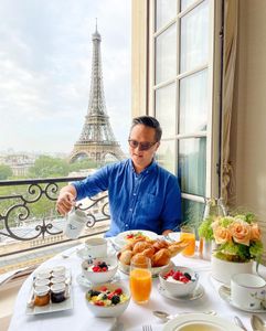 Instagram post by @humminglion