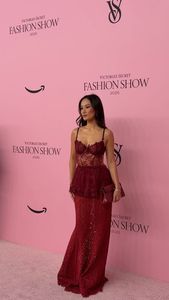 Instagram post by @isabeltan