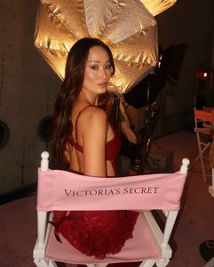 Instagram post by @isabeltan