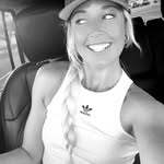 @sophie_cham Instagram Profile