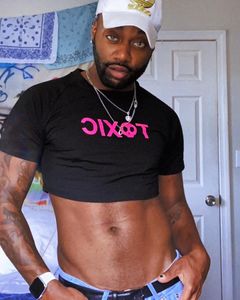 Instagram post by @trewonderland