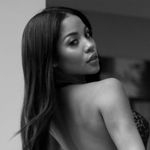 @waiyi_chan Instagram Profile