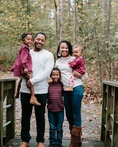 Instagram post by @hellokenice