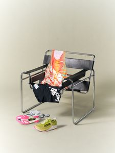 Instagram post by @calcalamia