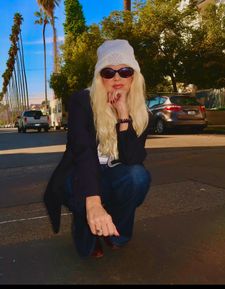 Instagram post by @allwomenglowup