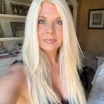 @allwomenglowup Instagram Profile