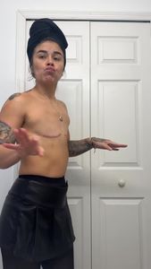 Instagram post by @theebooblessbabe