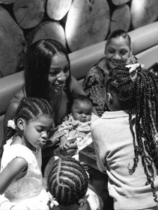 Instagram post by @nicolejglass