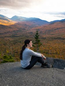 Instagram post by @nicholethenomad