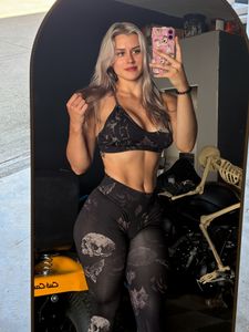 Instagram post by @gainsbygoose