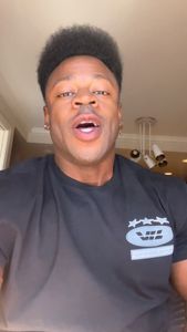 Instagram post by @breonma_