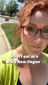 Instagram post by @rawvibrantlove