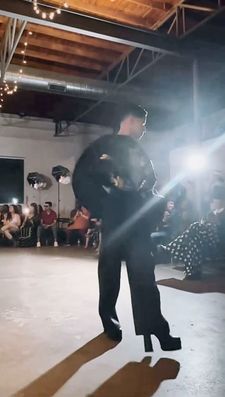 Instagram post by @carlos_20xd